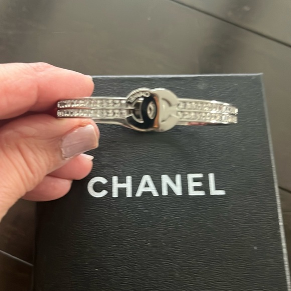 Women’s bracelet - Picture 1 of 6